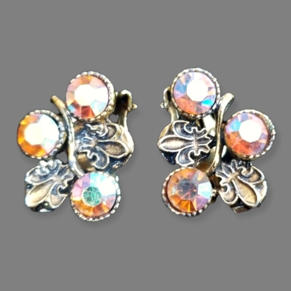 Vintage Austrian Crystal Clip Earrings Gold Tone - Picture 2 of 11